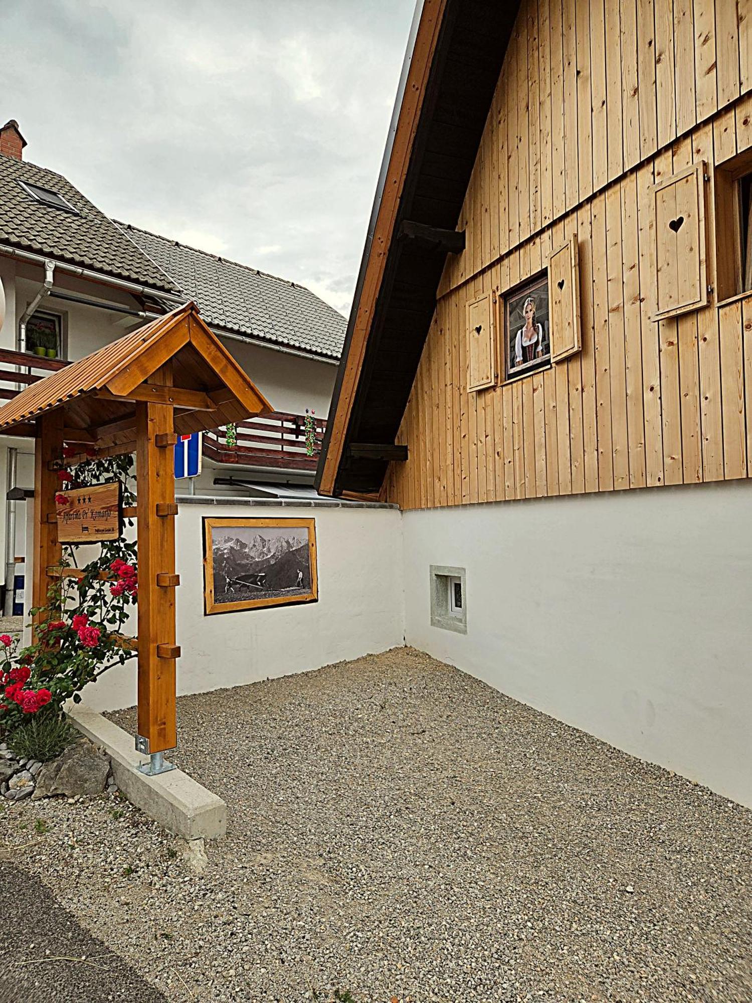 Apartma Pr'komarjo * Zgornje Gorje