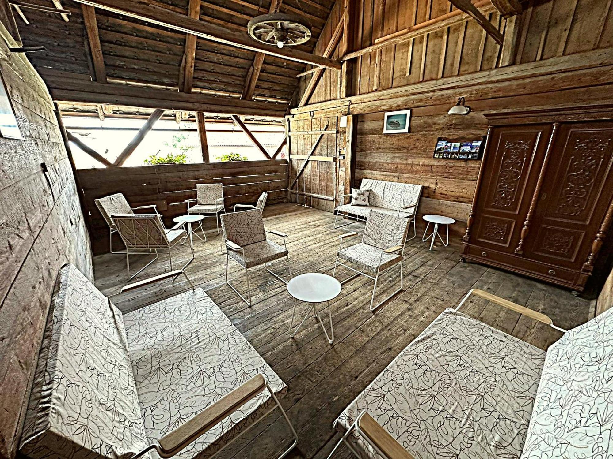 Apartma Pr'komarjo * Zgornje Gorje